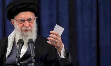 منتخبان مجلس با دعوا راه انداختن کام ملت را تلخ نکنند