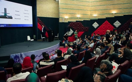 کارگاه بررسی تست خواص فیزیکی و مکانیکی پلیمرها برگزار شد