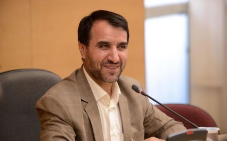 تقدیر از مدیران و کارکنان نمونه صنعت نفت شاغل در شرکت ملی صنایع پتروشیمی