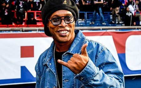 رونالدینیو به دنیای فوتبال بازمی‌گردد: خرید سهام باشگاه گرینویل ترایمف