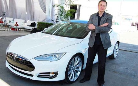 رونمایی ایلان ماسک از نمونه اولیه روبوتاکسی Cybercab