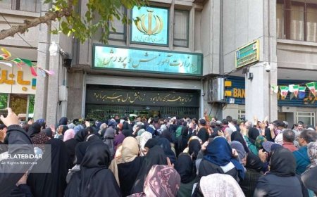 ۳۰ سال خدمت، ۱۴ ماه انتظار