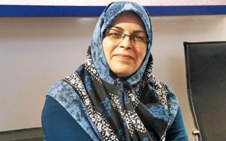 کنایه آذر منصوری به موضع قالیباف در مورد ظریف؛ حفظ جایگاه مجلس لوازمی دارد!
