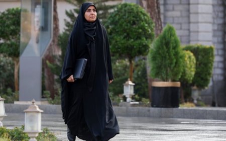 جنجال سفر میلیاردی خانوادگی وزیر راه به کیش
