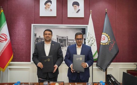 با هدف گسترش تعاملات و ارتقای خدمات؛ تفاهم‌نامه همکاری بانک ملی ایران و مرکز ارتباطات مردمی نهاد ریاست جمهوری امضا شد