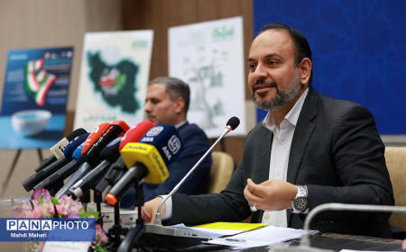 ببینید | بازگشت باشکوه کتاب به مدرسه؛ از «سفر کتاب» تا «کتاب‌نوش»