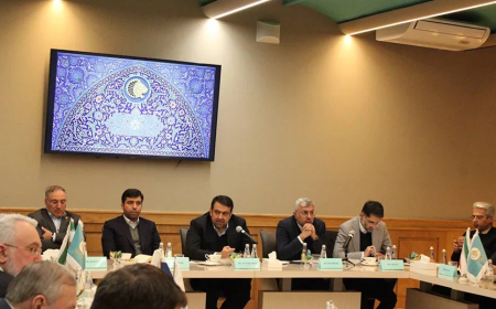 جلسه هم‌اندیشی فعالان اقتصادی ایران و روسیه در مسکو برگزار شد/ گامی عملی در مسیر اجرای توافق راهبردی