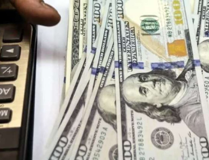 پیش بینی قیمت دلار سه شنبه ۲۱ بهمن ۱۴۰۴؛ صعود دلار در سایه تنش‌های سیاسی