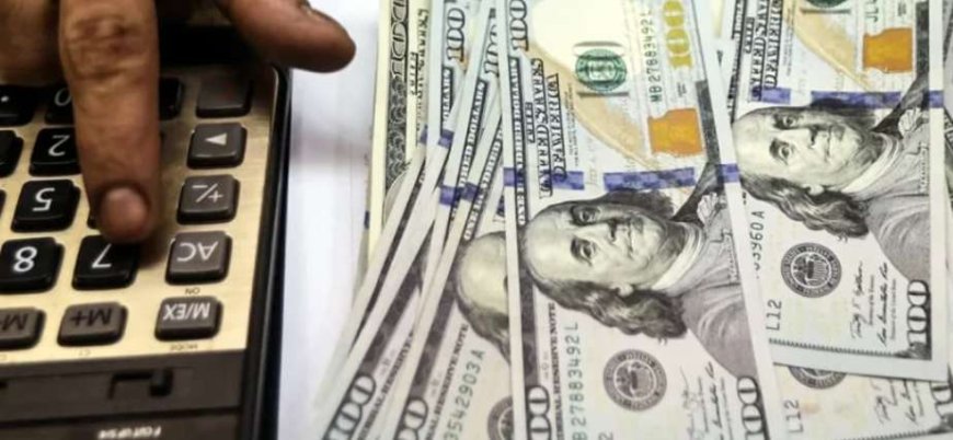 پیش بینی قیمت دلار سه شنبه ۲۱ بهمن ۱۴۰۴؛ صعود دلار در سایه تنش‌های سیاسی