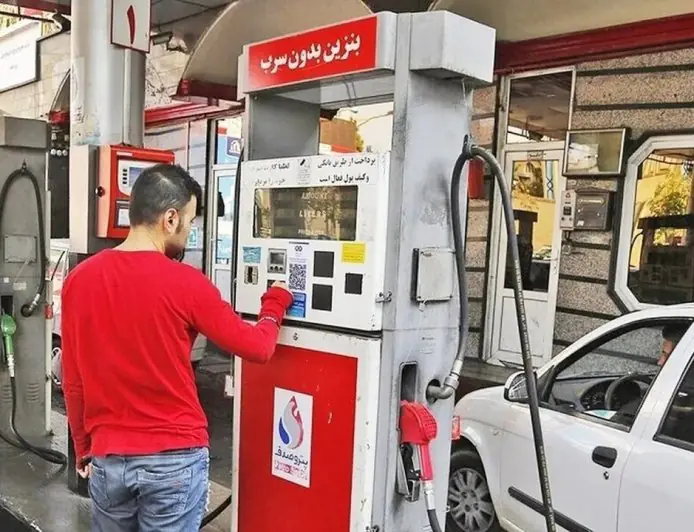 اجرای آزمایشی طرح سوخت‌گیری با کارت بانکی آغاز شد